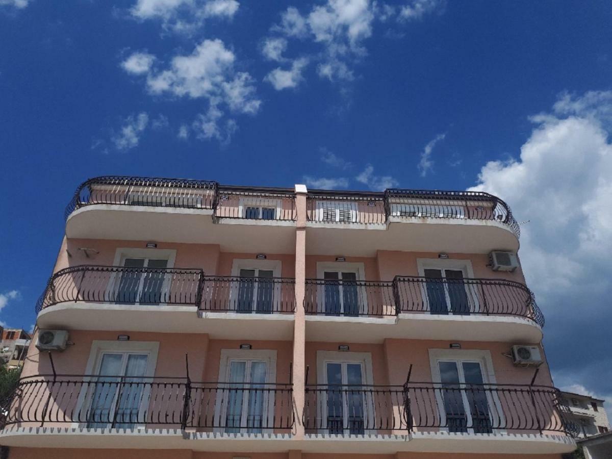 Apartment One Сплит Экстерьер фото